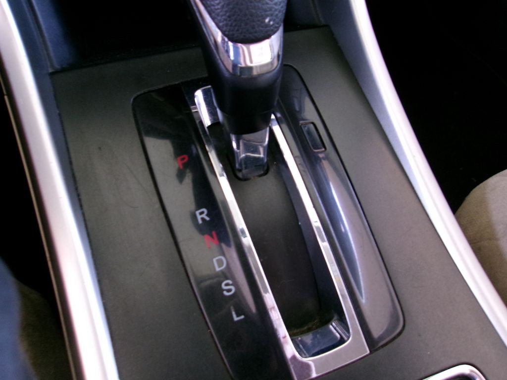 2013 Honda Accord Image 30
