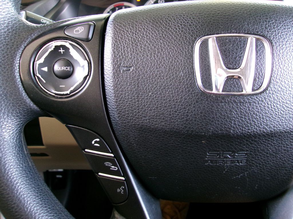 2013 Honda Accord Image 32