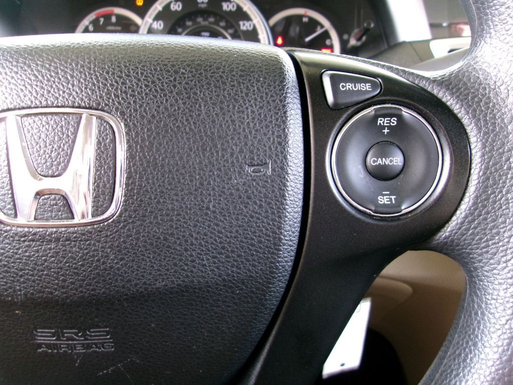 2013 Honda Accord Image 33