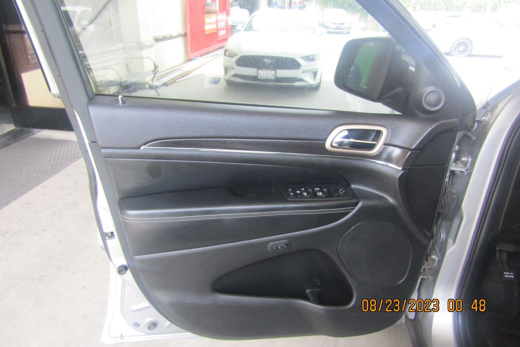 2014 Jeep Grand Cherokee Image 10