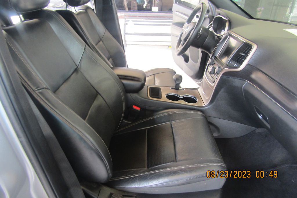 2014 Jeep Grand Cherokee Image 15