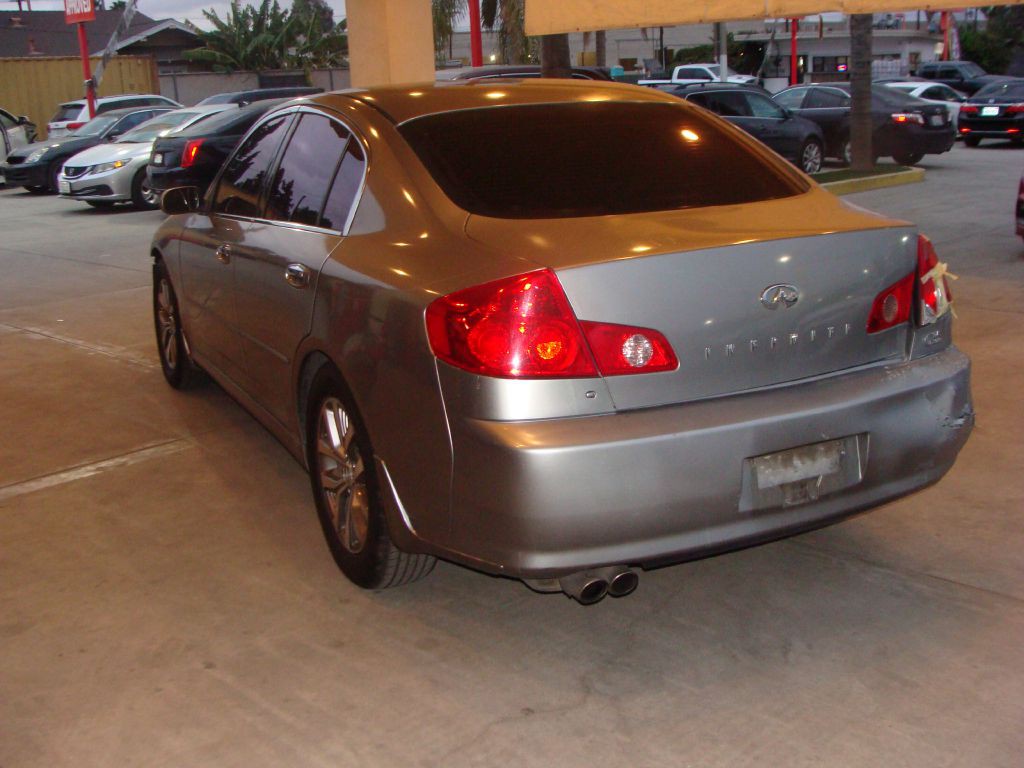 2005 INFINITI G35 Image 7