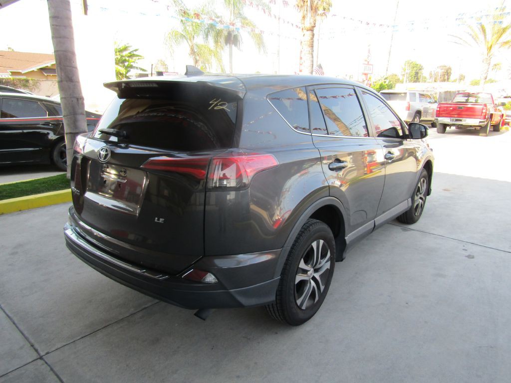 2018 Toyota Rav4 Image 6