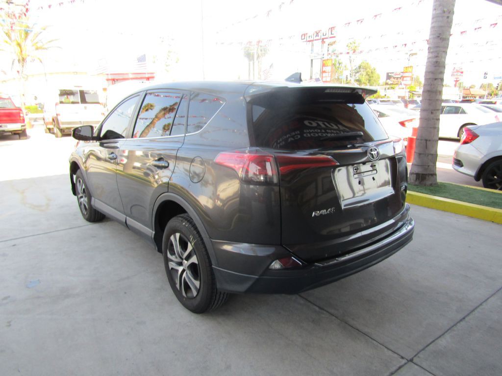 2018 Toyota Rav4 Image 8