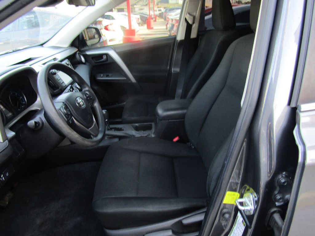 2018 Toyota Rav4 Image 10