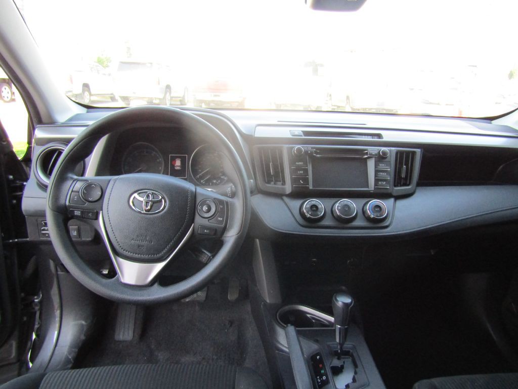 2018 Toyota Rav4 Image 17