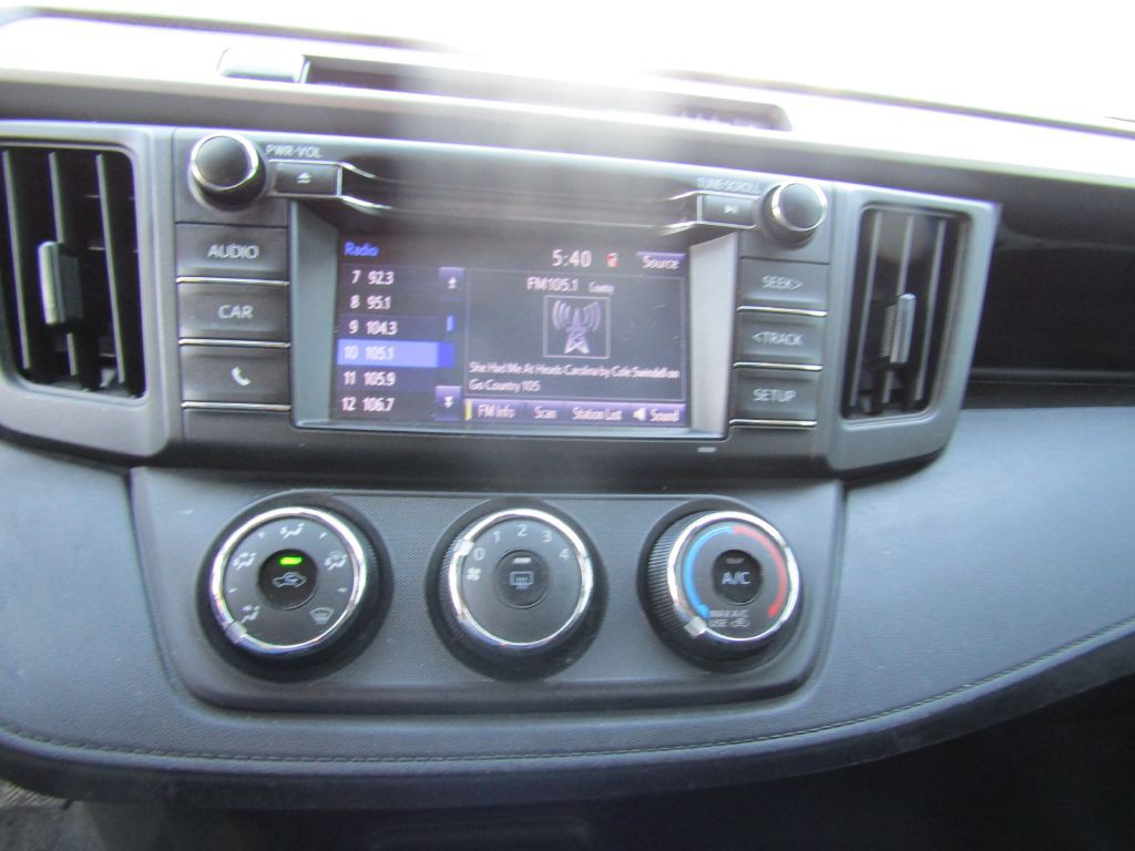 2018 Toyota Rav4 Image 20