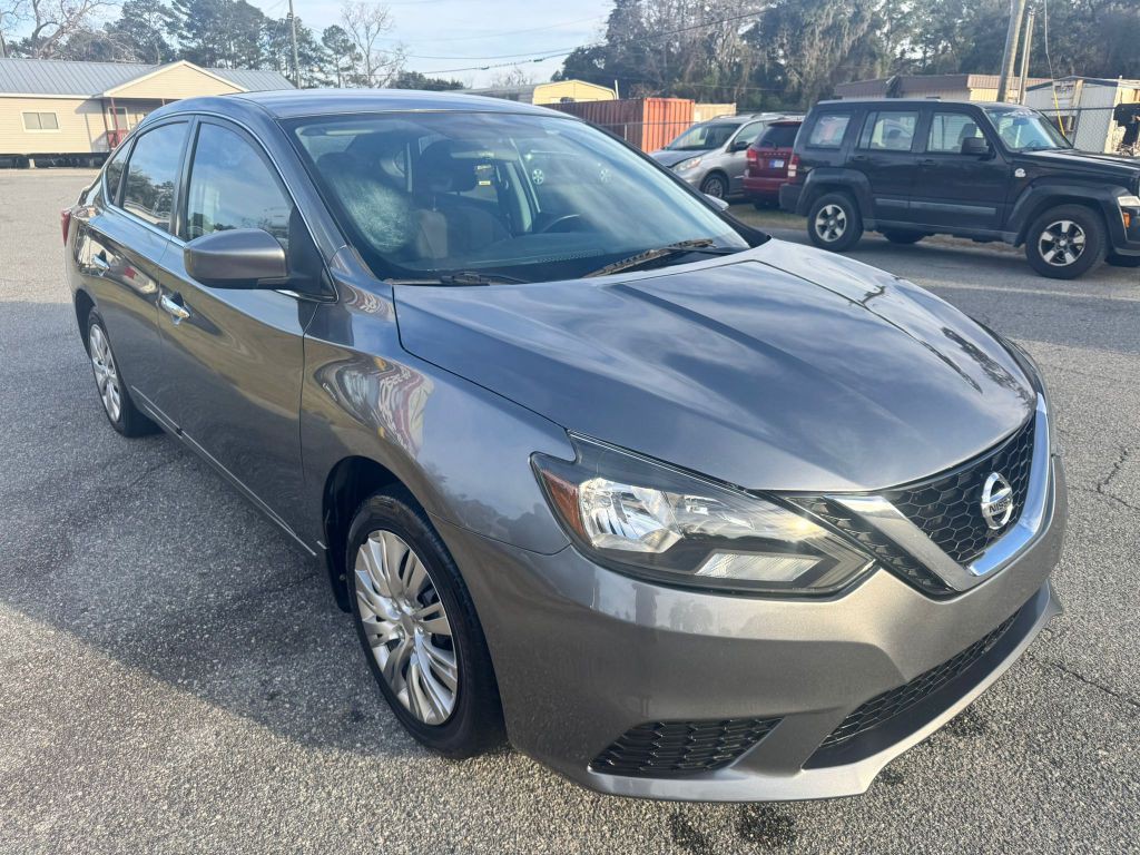 2017 Nissan Sentra Image 1