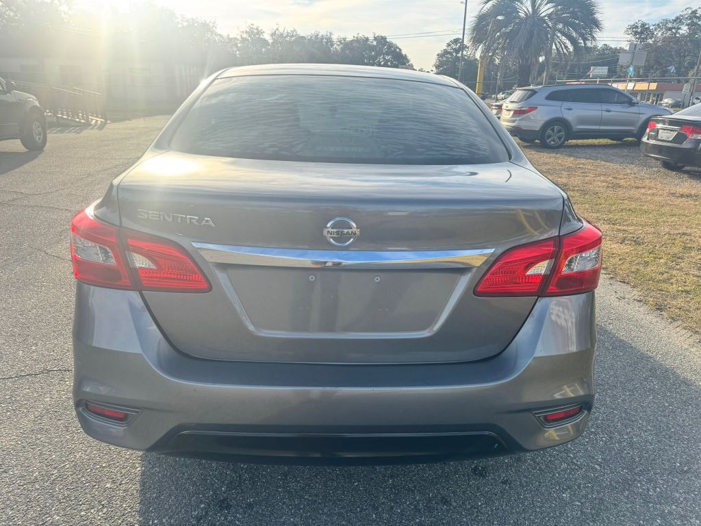 2017 Nissan Sentra Image 6