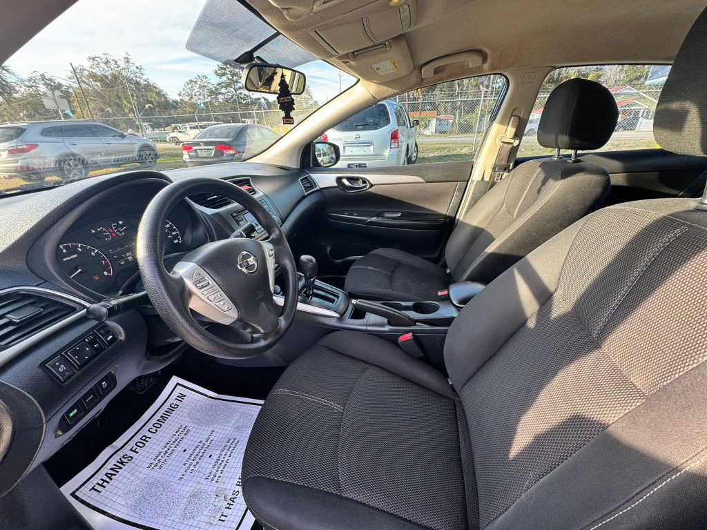 2017 Nissan Sentra Image 9