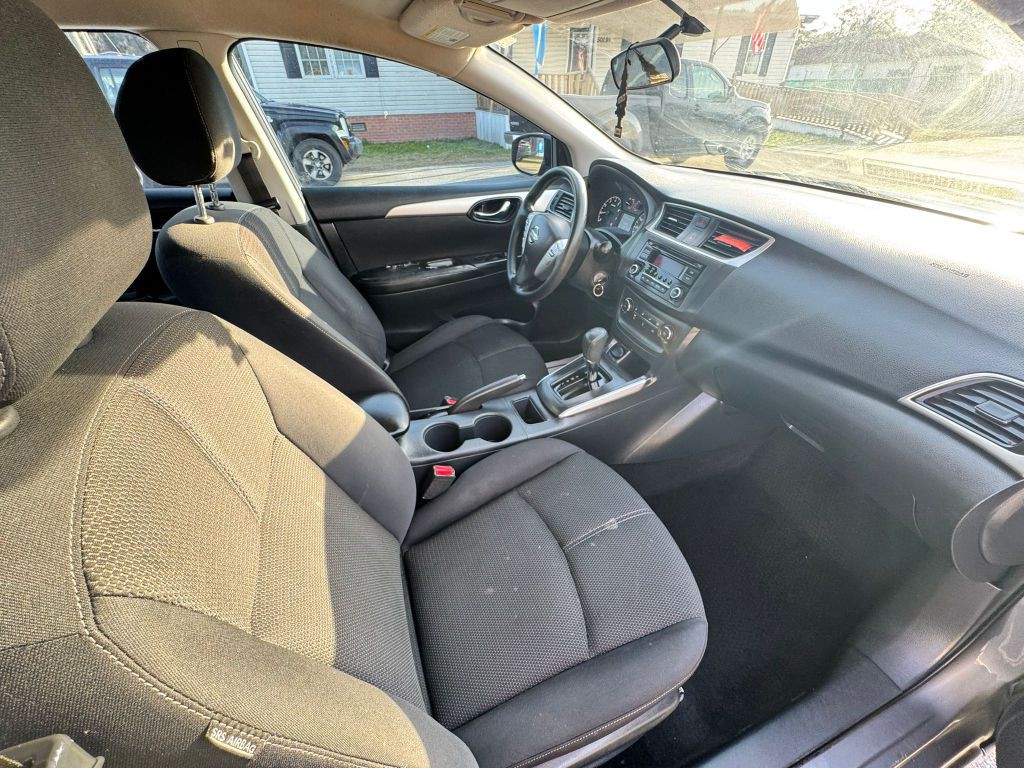 2017 Nissan Sentra Image 11