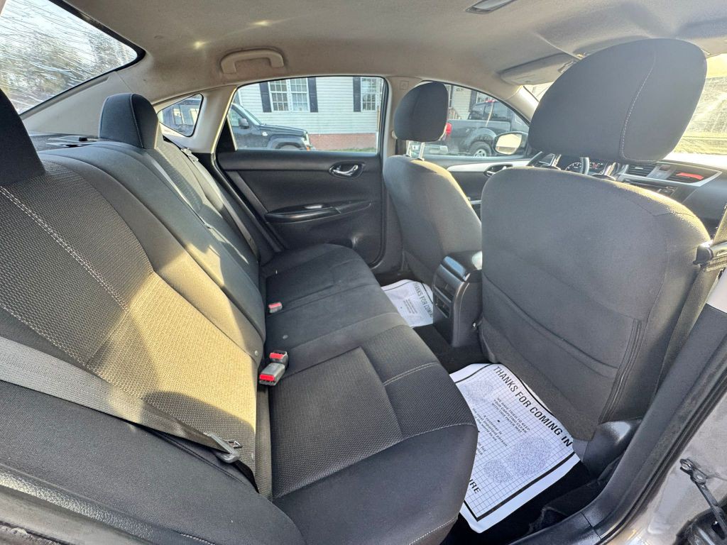 2017 Nissan Sentra Image 12