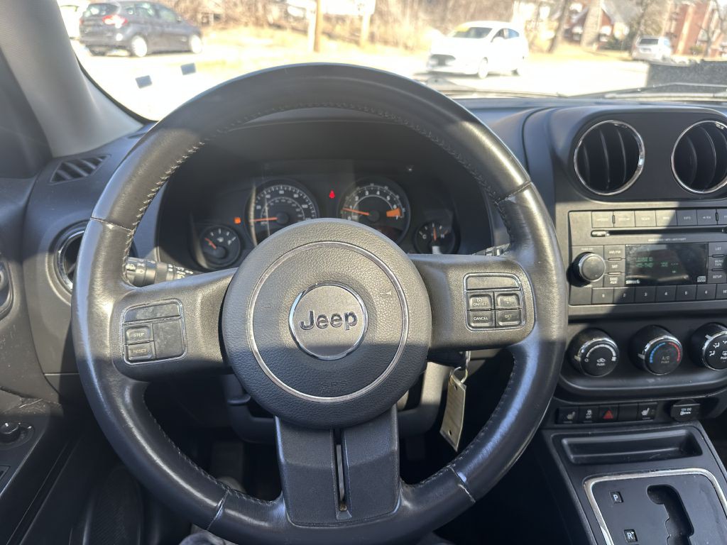 2015 Jeep Patriot Image 12
