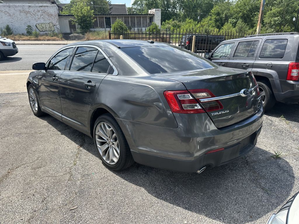 2016 Ford Taurus Image 5