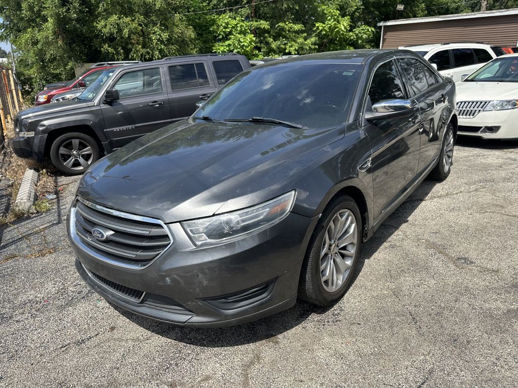 2016 Ford Taurus Image 8