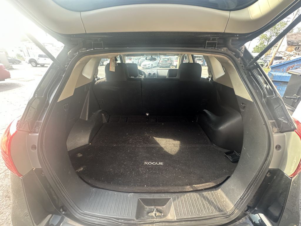 2014 Nissan Rogue Image 14