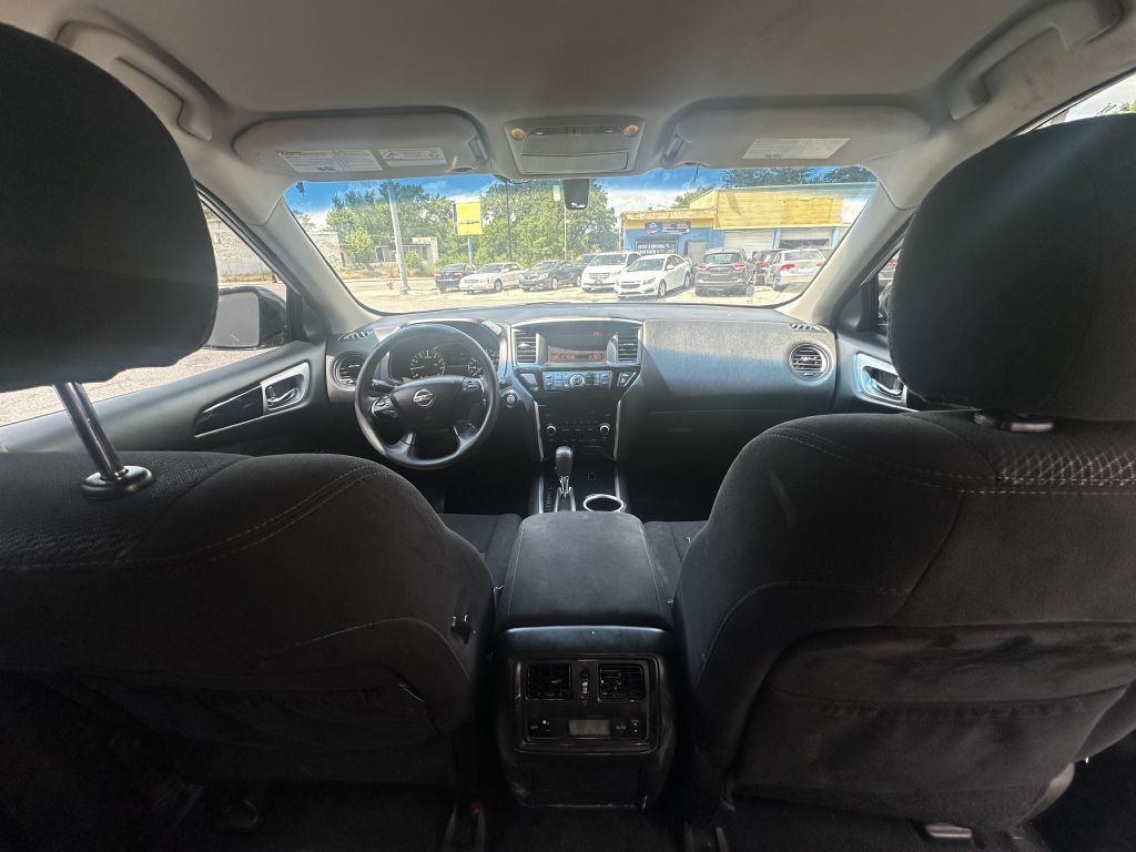 2016 Nissan Pathfinder Image 14