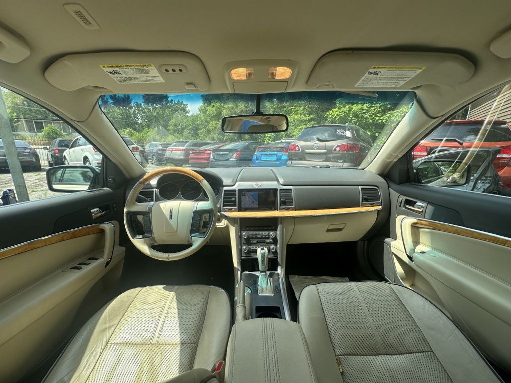 2012 Lincoln MKZ Image 11