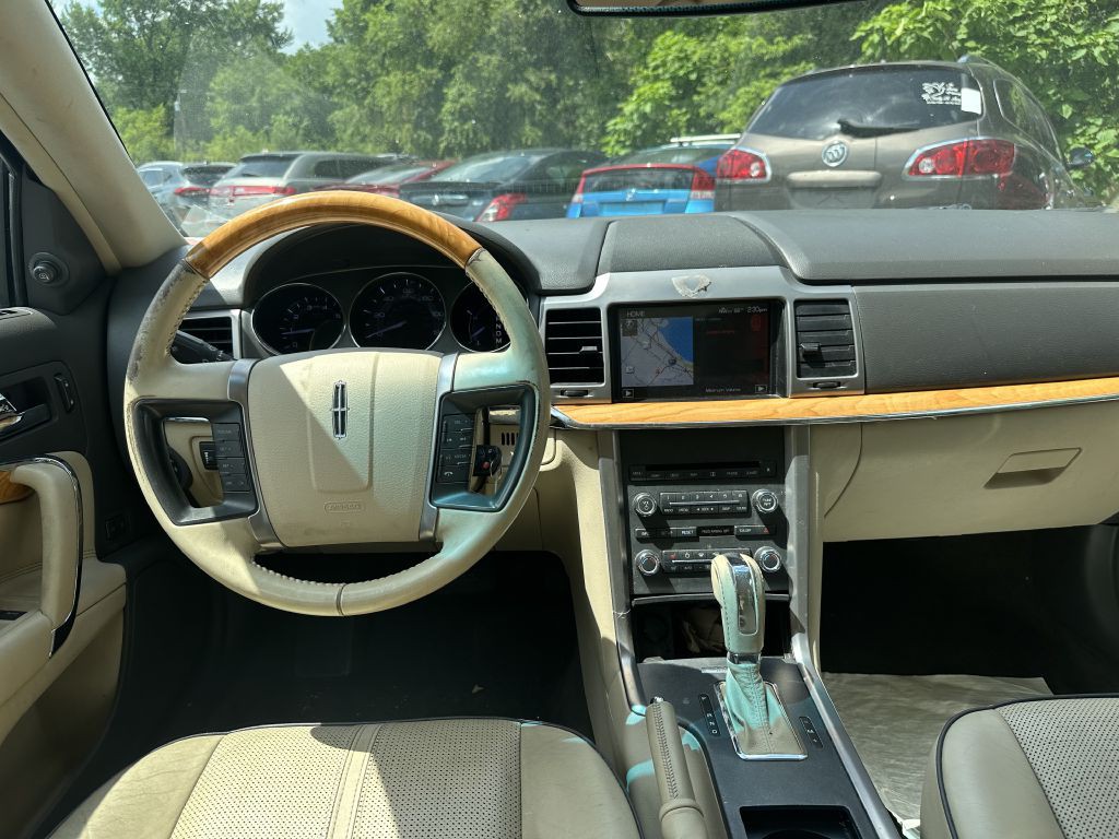 2012 Lincoln MKZ Image 12
