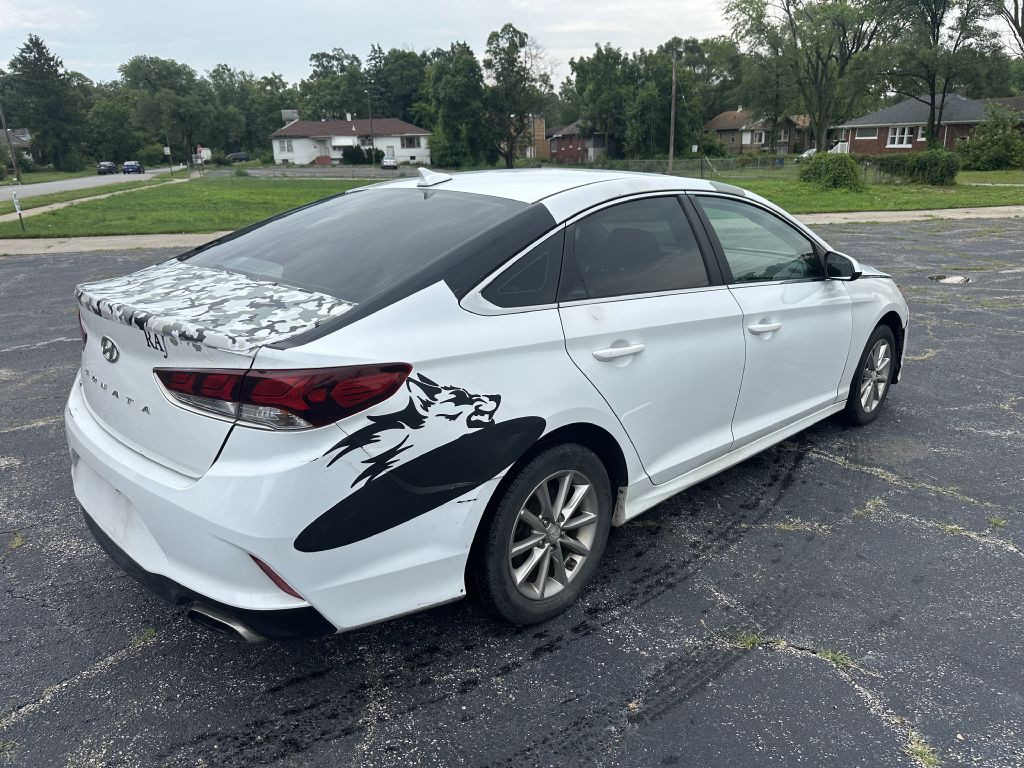 2018 Hyundai Sonata Image 2