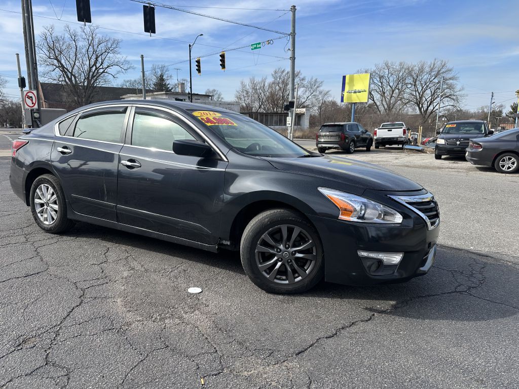 2015 Nissan Altima Image 2
