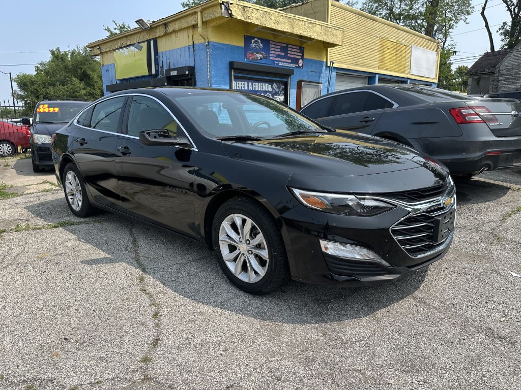 2022 Chevrolet Malibu Image 3