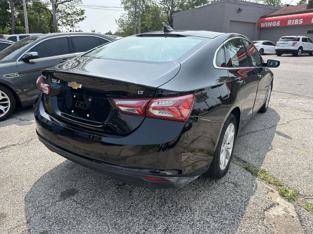2022 Chevrolet Malibu Image 4
