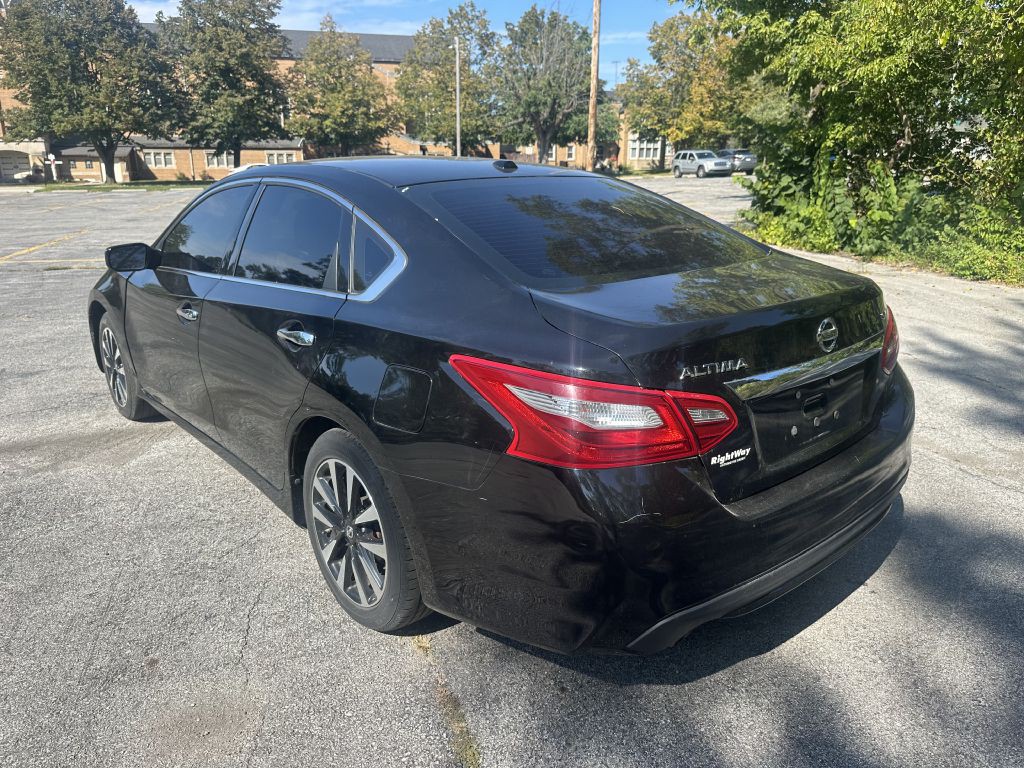 2018 Nissan Altima Image 4