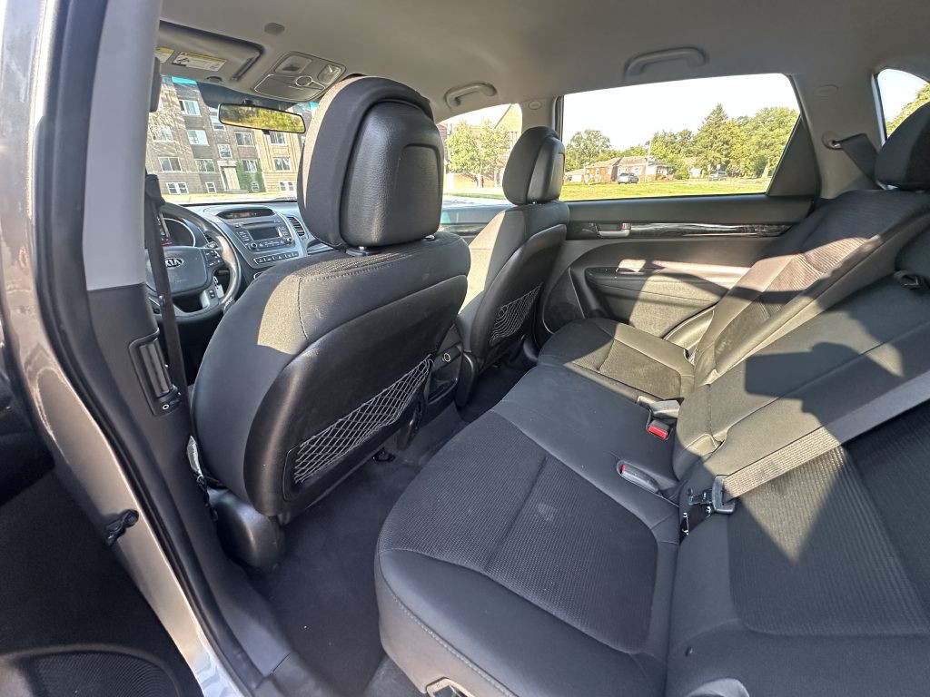 2015 Kia Sorento Image 9
