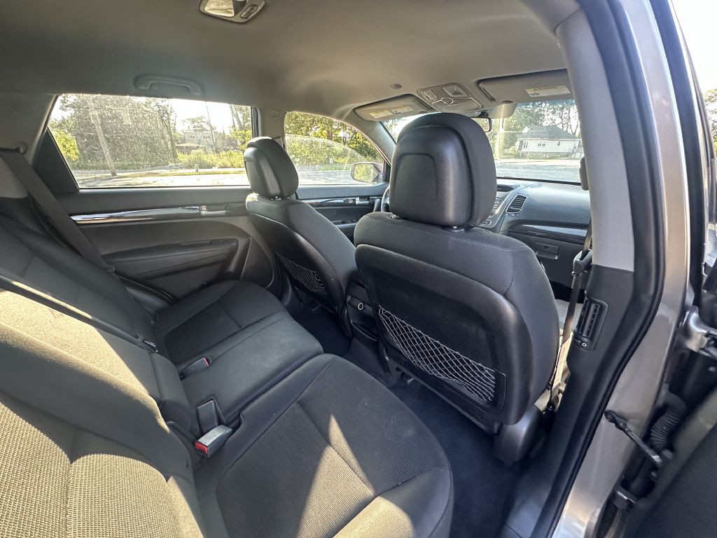 2015 Kia Sorento Image 13