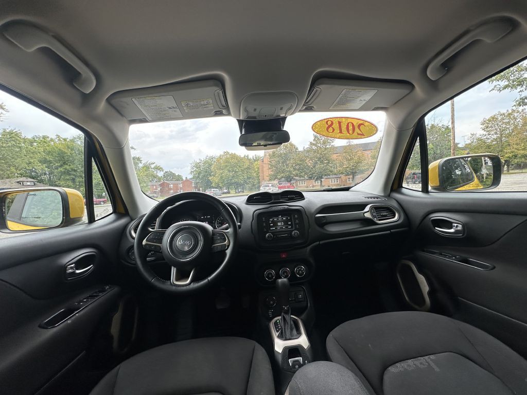 2016 Jeep Renegade Image 11