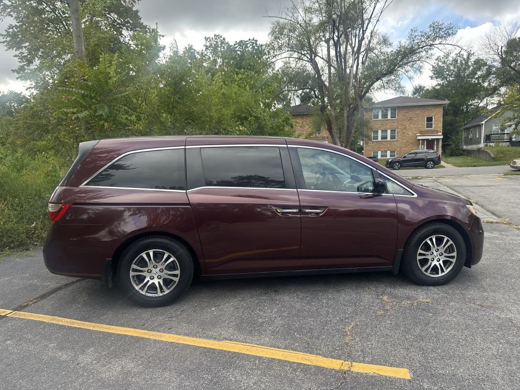 2012 Honda Odyssey Image 3