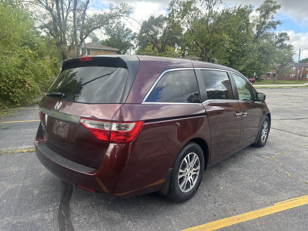 2012 Honda Odyssey Image 4