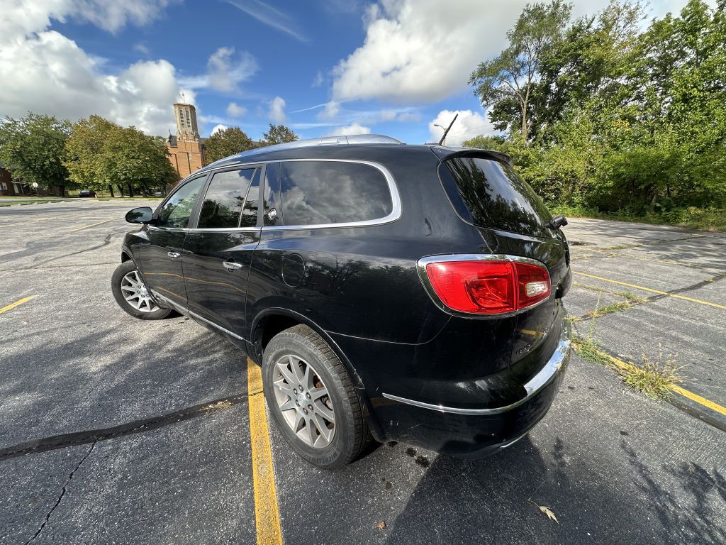 2017 Buick Enclave Image 5