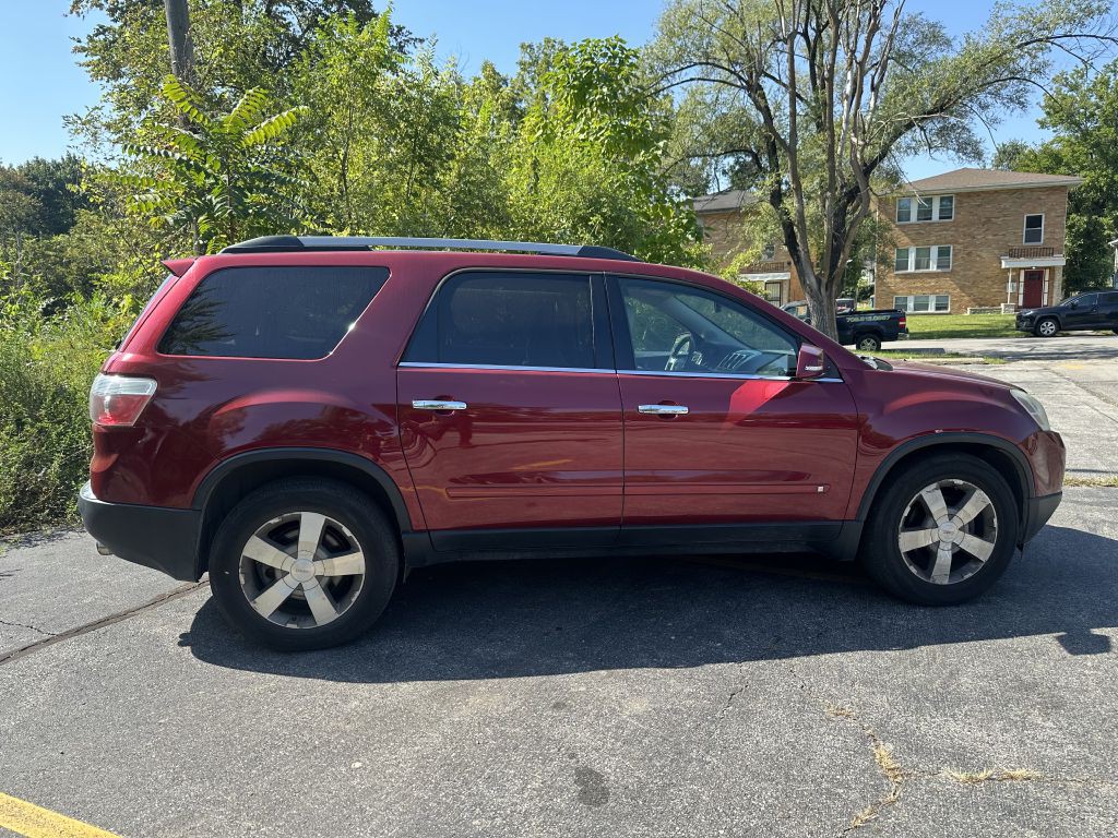 2010 GMC Acadia Image 3