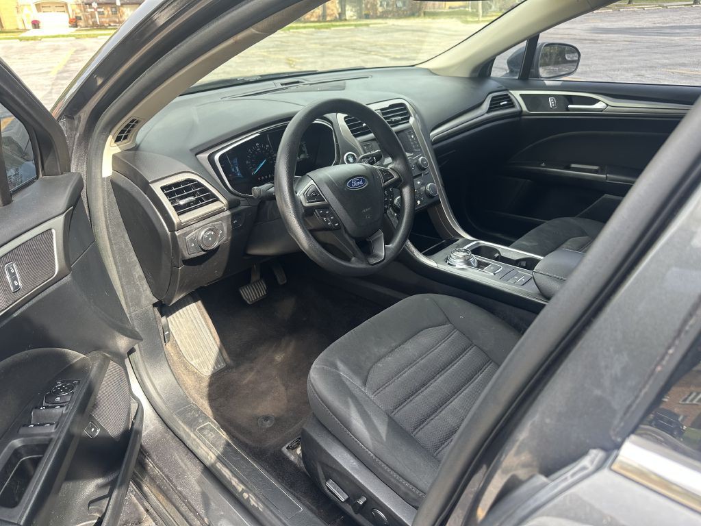 2018 Ford Fusion Image 9
