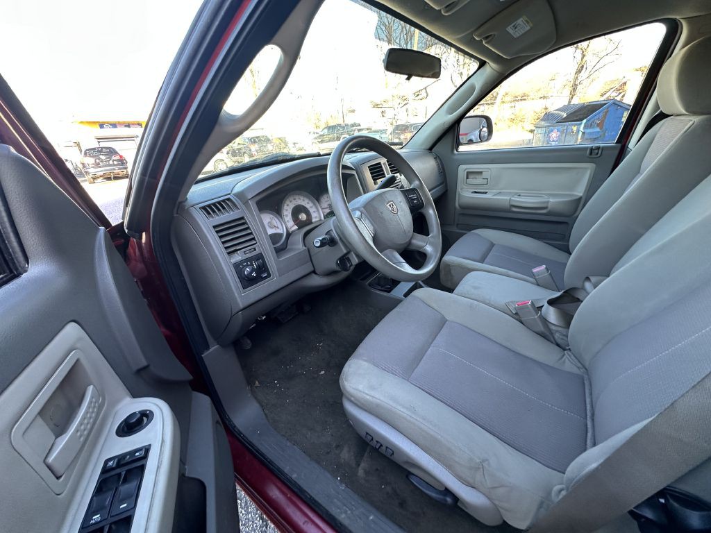 2006 Dodge Dakota Image 12