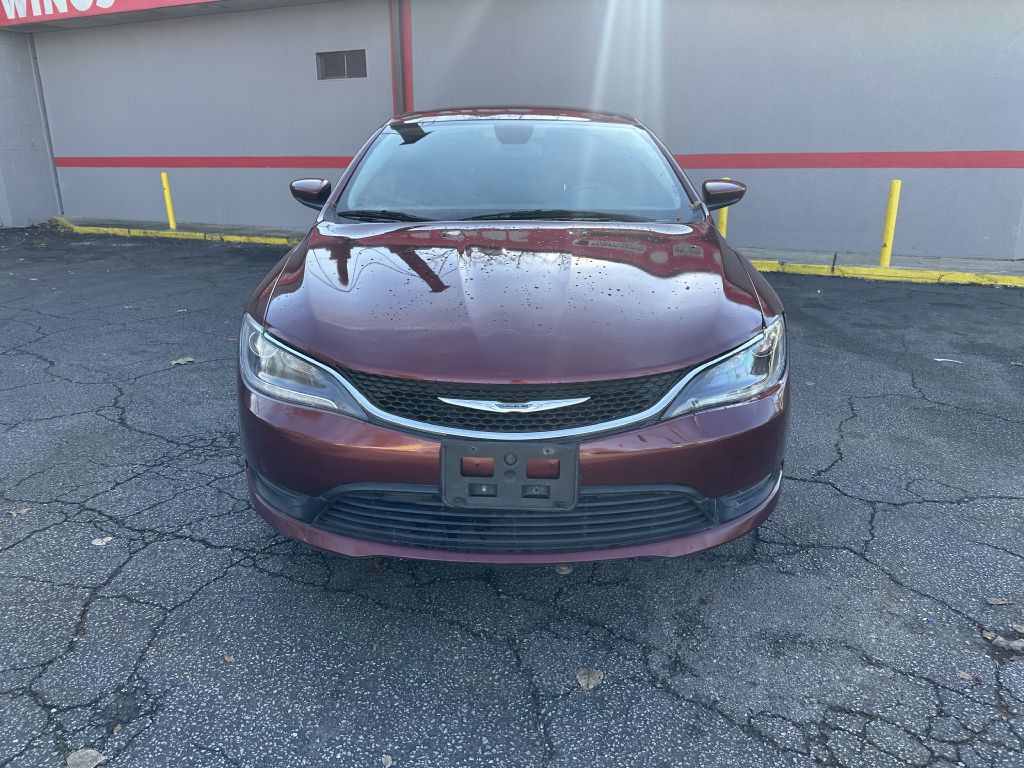 2016 Chrysler 200 Image 6