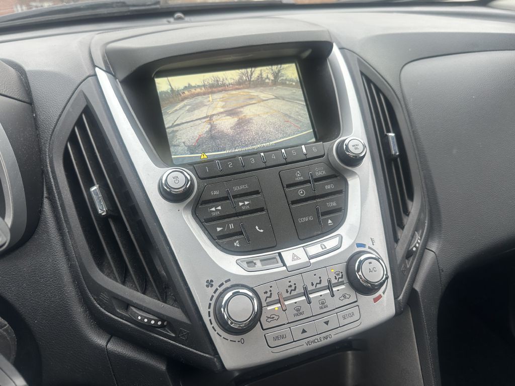 2015 Chevrolet Equinox Image 18