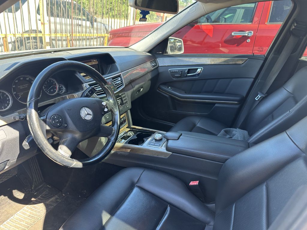2010 Mercedes-Benz E-Class Image 7