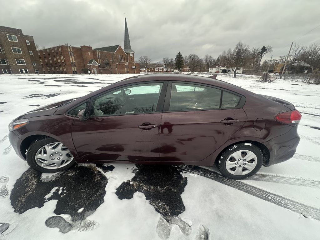 2017 Kia Forte Image 7