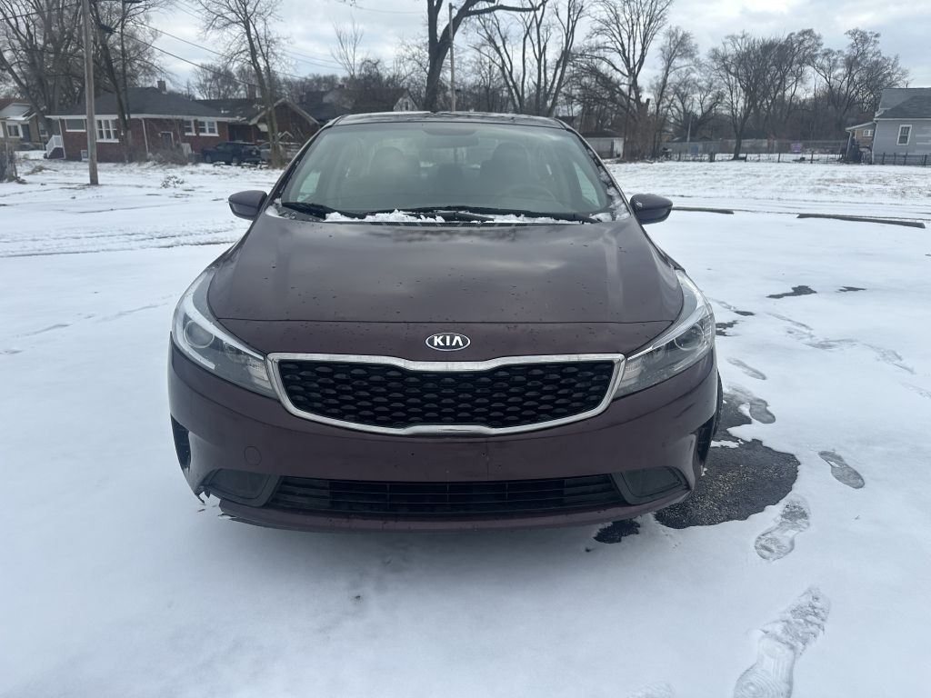 2017 Kia Forte Image 9