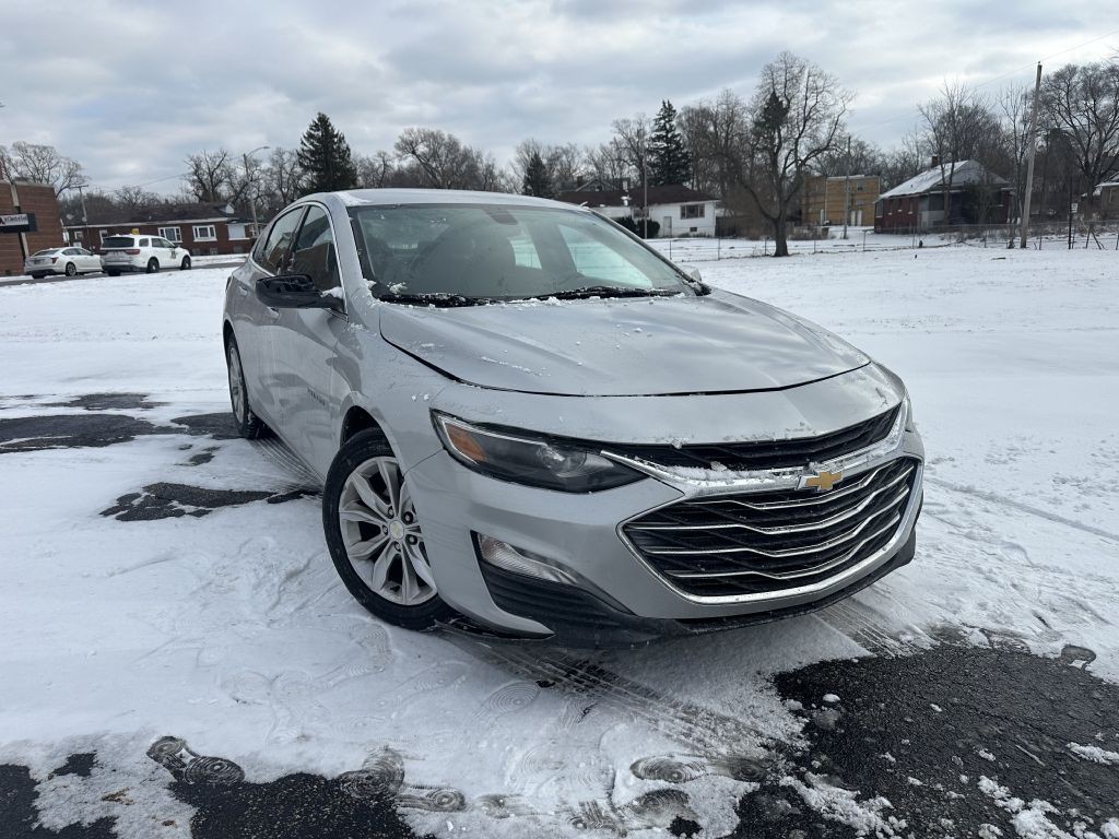 2021 Chevrolet Malibu Image 2