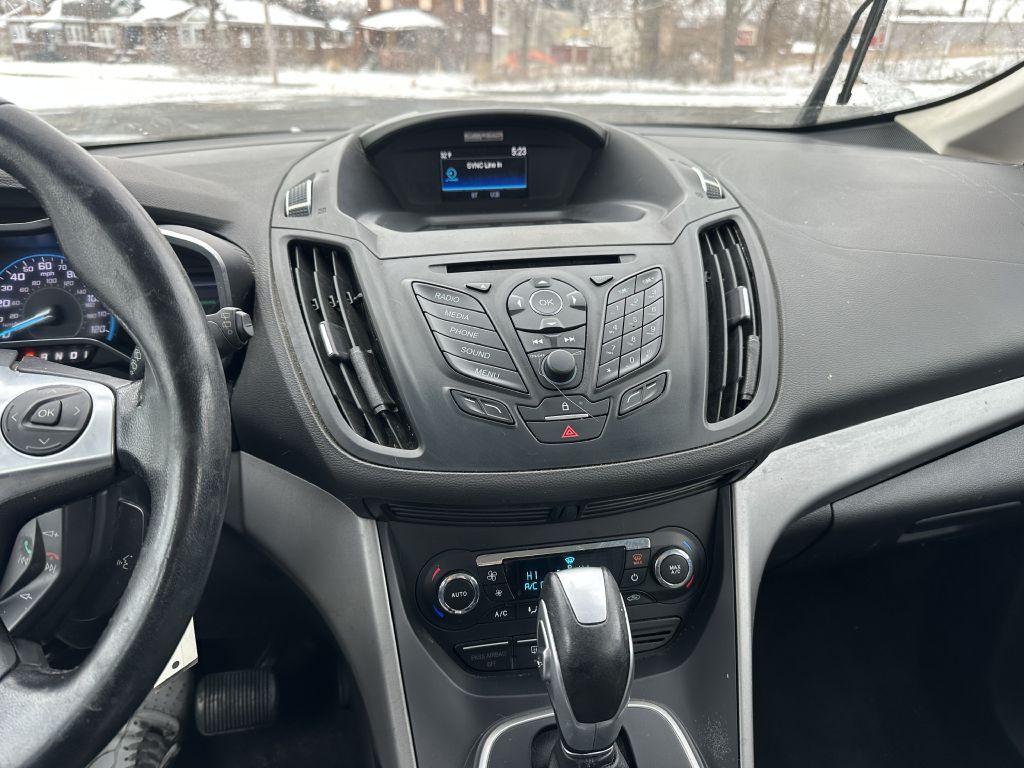 2014 Ford C-Max Image 14