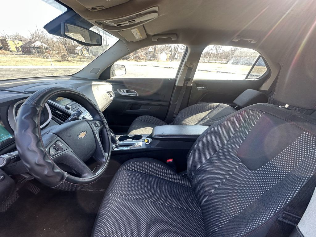 2017 Chevrolet Equinox Image 10