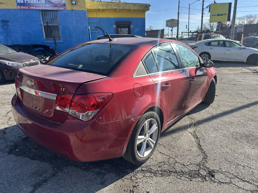 2013 Chevrolet Cruze Image 3