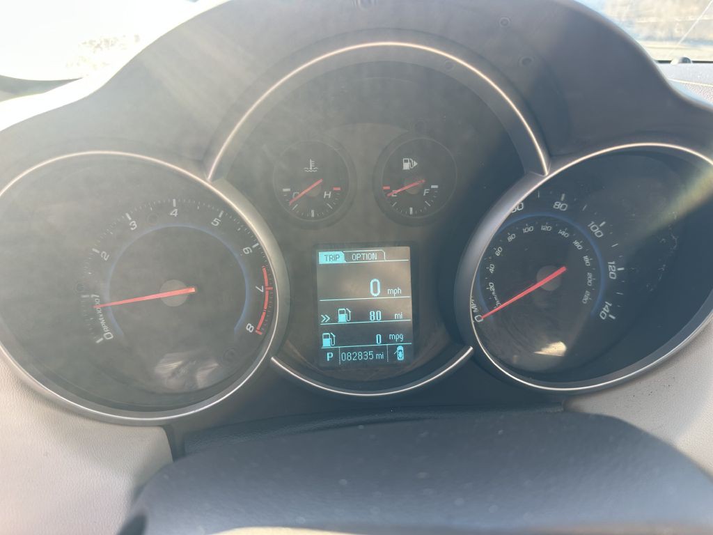 2013 Chevrolet Cruze Image 11