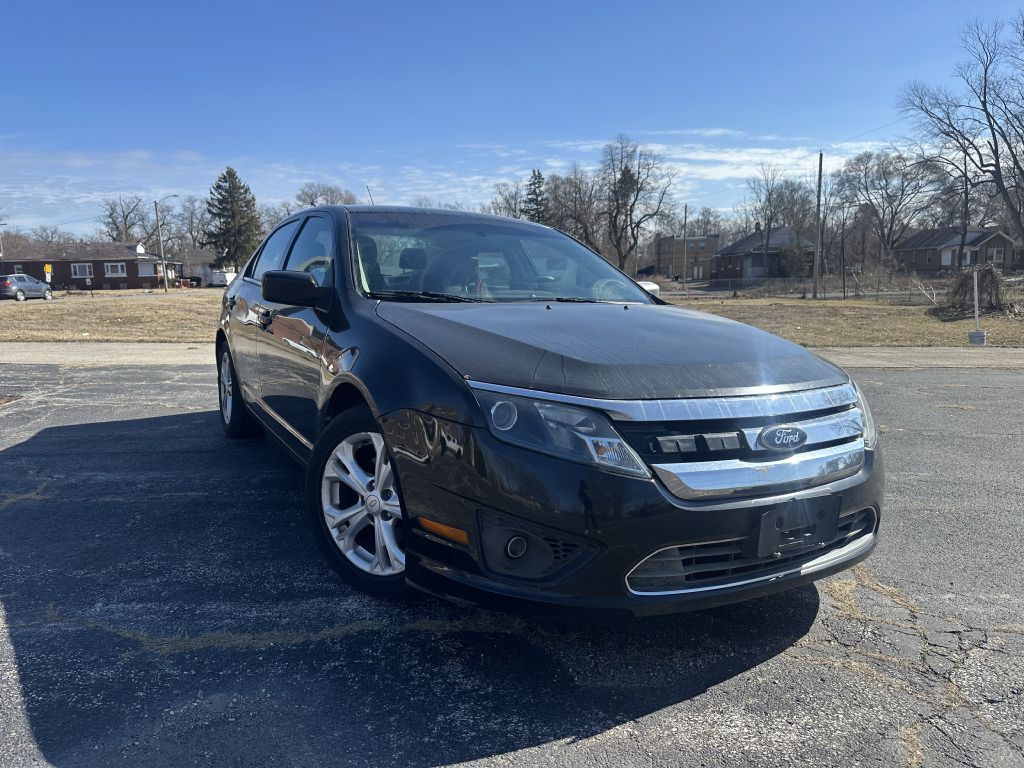 2012 Ford Fusion Image 2