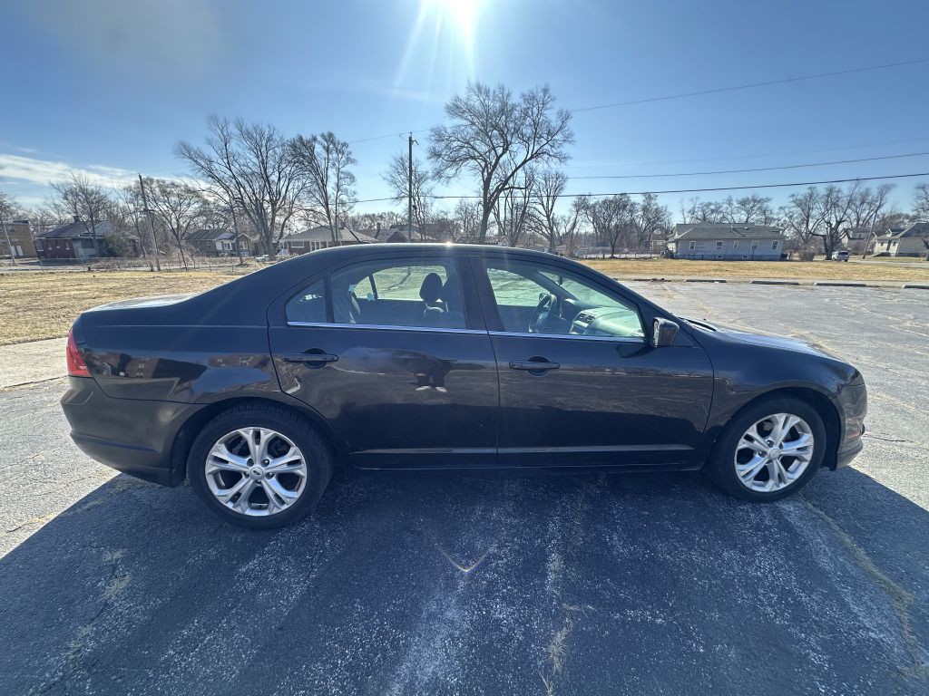 2012 Ford Fusion Image 3