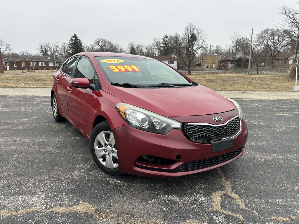 2016 Kia Forte Image 2
